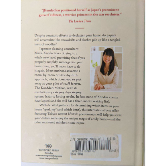 The Life-Changing Magic Japanese Art Decluttering Marie Kondo 2014 Hardcover NEW - Picture 2 of 2